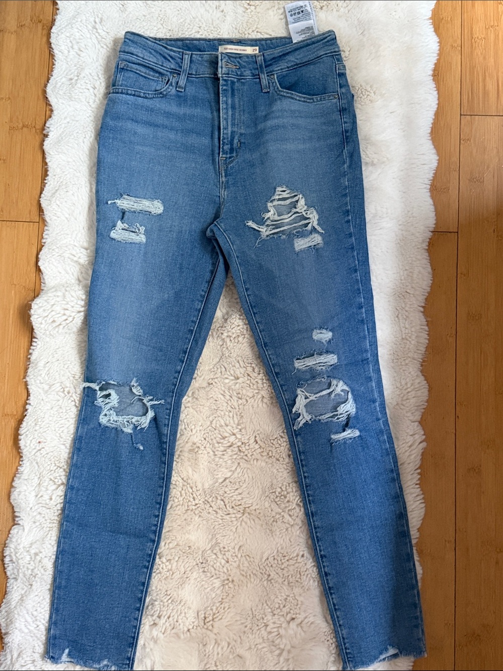 Levi’s Classic High-Rise Skinny Distressed Blue Women’s Jeans